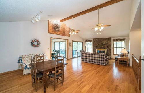 BLAZE your Own Trail! 100 Acres Private Property - Foto 8