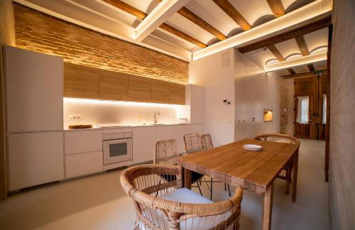 Design house with swimming pool near the sea - Photo 27