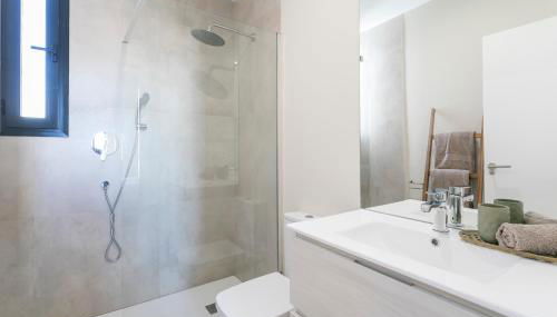 Casa de Cristal - Beautiful villa with private pool, 350m from beach, astonishing views - Foto 5