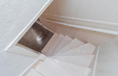 Heron Stays Bath- Boutique Period Group Properties, Parking for 4 Cars, Just 3 Miles to Bath Central, Sleeps 14 - Photo 9