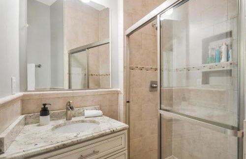 The Castle 3 Condos for Family Friends & Business - Foto 36