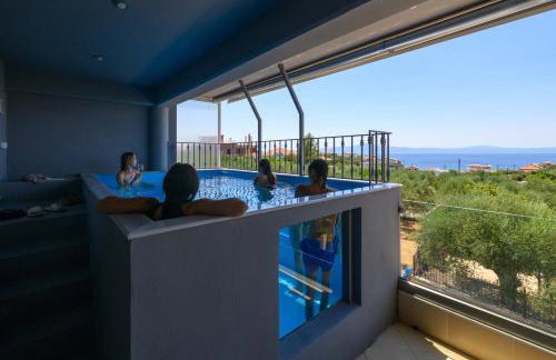 Grand Suites with Private Pools - Photo 9