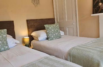 St Pauls Terrace - 2 bed house nr Train Station - Photo 20
