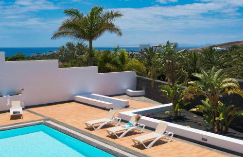Villa Dedalos - Spacious luxury Villa with heated pool in Puerto Calero - Foto 29