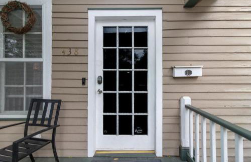 The Broadway Bungalow Walk to Riverwalk Dining! - Foto 45