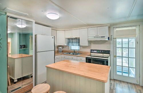 Peaceful Satsuma Escape with Dunns Creek Access - Foto 12