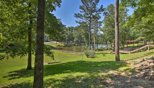 Lakefront Arkansas Home with Dock and Sunroom - Foto 2