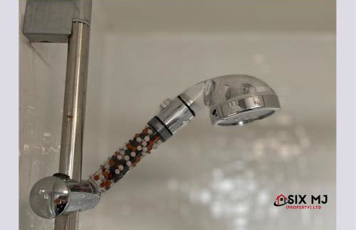 Chichele House, sleeps 8, Nr Rushden Lakes, allocated parking, corporate welcome - Foto 21