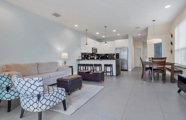 Serenity 3 Bed Townhome 3 Bedroom Townhouse by RedAwning - Foto 19