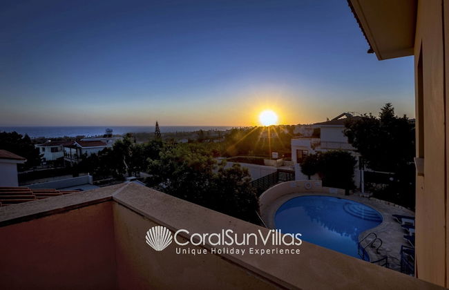 Large Pool & Garden, Billiard, Peaceful Area, Near to the Sea, Coral Bay Paphos - Foto 64