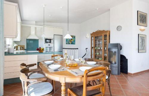 Casa Melocoton - Private pool - Ocean View - BBQ - Garden - Terrace - Free Wifi - Child & Pet-Friendly - 4 bedrooms - 8 people - Foto 18