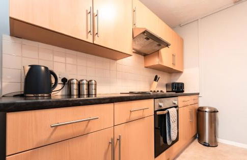 BEST PRICE! Perfect Gunwharf Accommodation - 5 single beds or Kingsize FREE PARKING - Foto 17