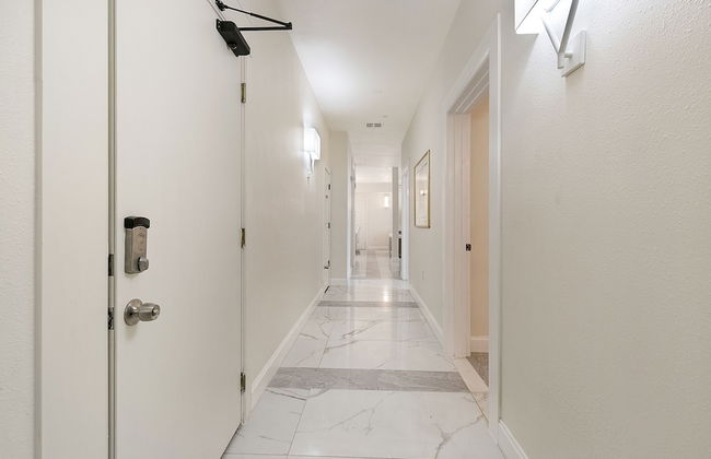 Stunning Condos Near French Quarter - Foto 79