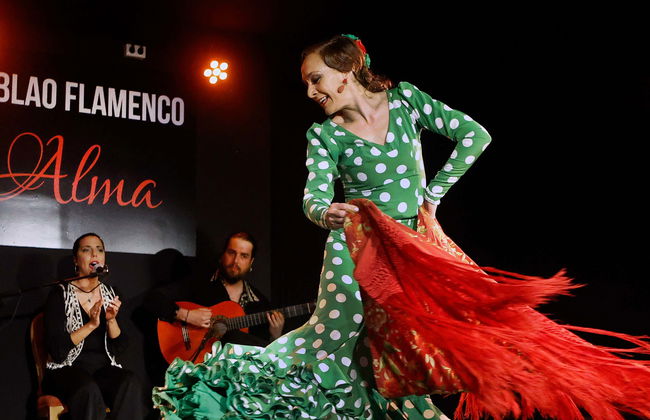 Espectáculo flamenco en el tablao Alma - Foto 1