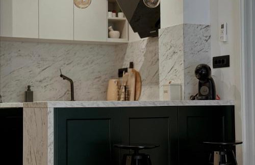 Dawn & Dusk - Modern Two Bedroom Apartment with Mountain Views - Photo 21