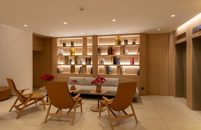 Apartamentos Recoletos - Photo 35