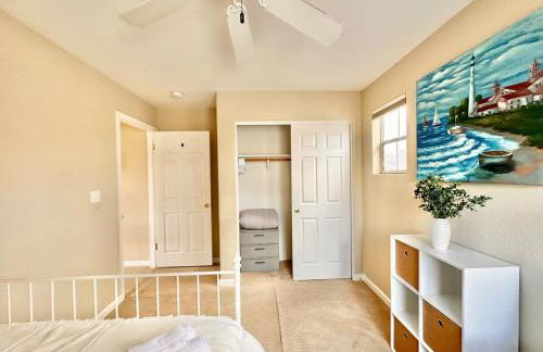 Stunning Oasis Retreat Pool Hot Tub SF Bay - Photo 9