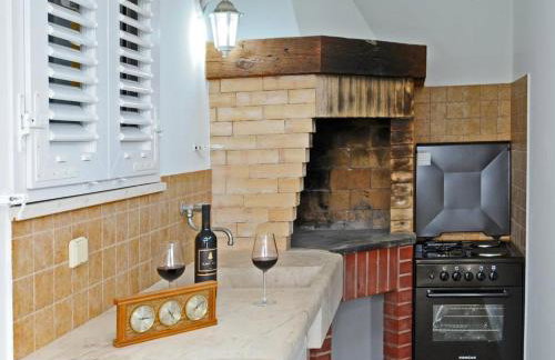 Holiday Home Odiseja - Photo 18