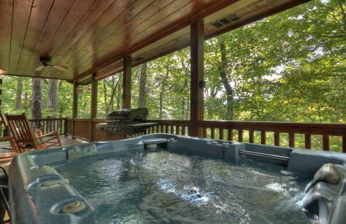 Bearfoot Ridge Wood-burning fireplace cozy hot tub serene views - Foto 1