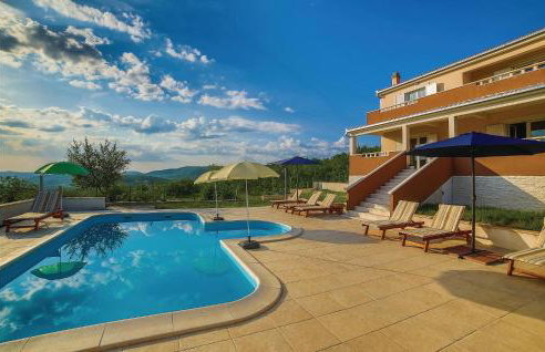 Awesome Home In Radosic - Foto 2