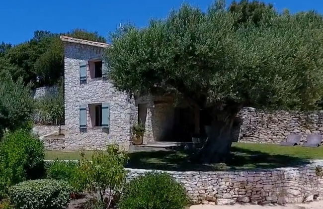 Villa Sanchez - Photo 14