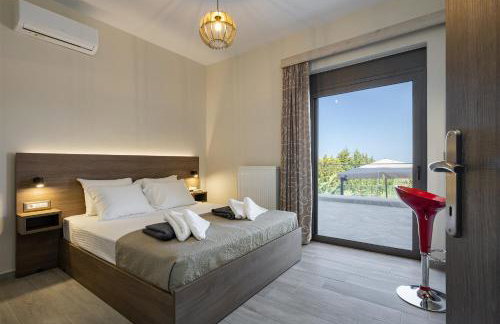 Chris and Stratos villa with private ecologic pool and kid's playground! - Foto 48