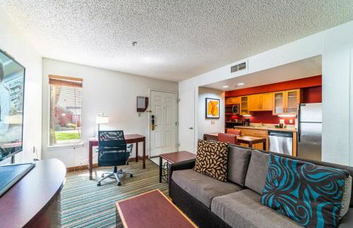 Metro Extended Stays Phoenix - Photo 29