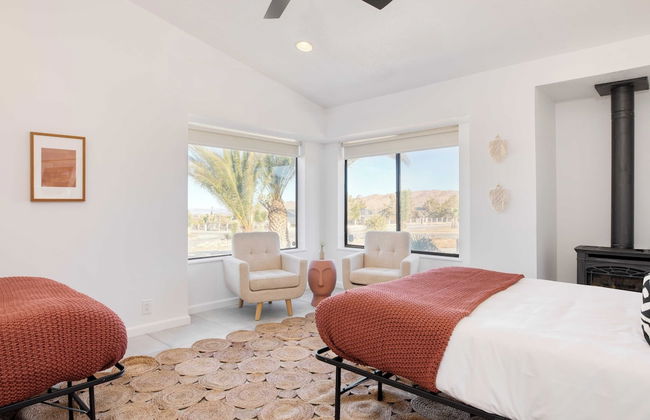 Lava Rocks by Avantstay Gorgeous Desert Haven w/ Pool, Hot Tub, Fire Pit & Ping Pong! - Foto 24