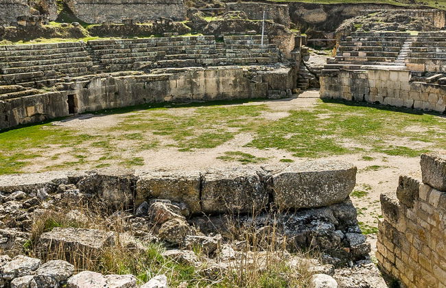 Excursión a Segóbriga y la villa romana de Noheda - Foto 1