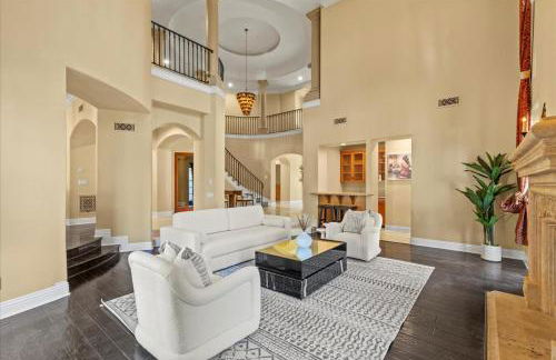 5800 sq ft Gorgeous Tarzana 7 bedroom 9 bathroom home with pool and hot tub - Foto 43