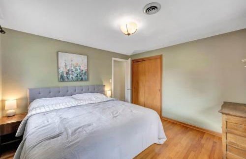 Charming 4-Bedroom Home Short Walk to Lambeau - Foto 21