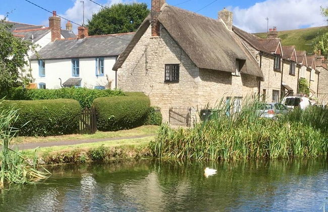 Idyllic Riverside Cottage in Dorset - Foto 15