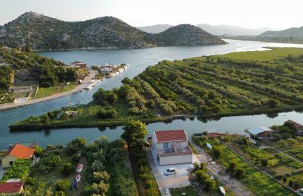 Apartmani Mostina near river - Photo 20