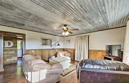 Day Trip to Waco and Temple House on Cattle Farm - Photo 4