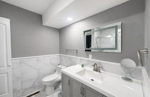 4-Bedroom ALL King Beds Near mall Family friendly - Foto 9