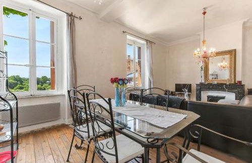 Les Bellevue Cité "3 Apartments, 1 with Garden & Private Parking, Aircon, WiFi, Free Public Car Park, 1 km from Cité" - Foto 22