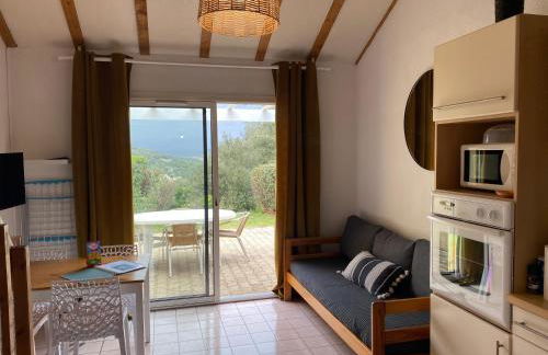 LA O'LISO Gorges de l'Ardèche gîte 4 places avec piscine à 5mn du Pont d Arc - Foto 6