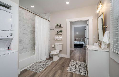 Lee Street Lodge - Minutes from DT - Foto 8