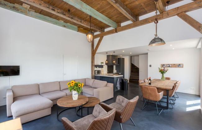 Family House With an Ideal Location, Private Terrace, Garden and Sauna - Foto 51