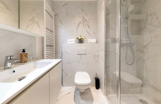 Designer flat 3BR & Mini Golf - Photo 29