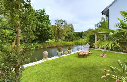 Ferienwohnung, 2 Zimmer, 4 bis 6 Personen, 67 qm, mit großem Balkon, entlang am Fluss, an der Aach, am Bodensee, nah am Naturschutzgebiet - Foto 48