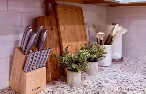 Luxury 5 Bedroom 4 bath open kitchen living room - Foto 60