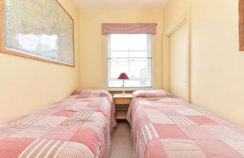 Smart 2 bedroom flat near Pimlico Tube - Photo 32