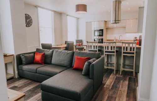 Cavendish House with Secure, Allocated Parking, 2 mins walk from Windsor Castle - Foto 2