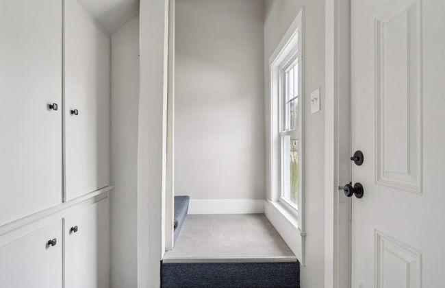 The Coastal Nest Stay for 5! - Photo 18