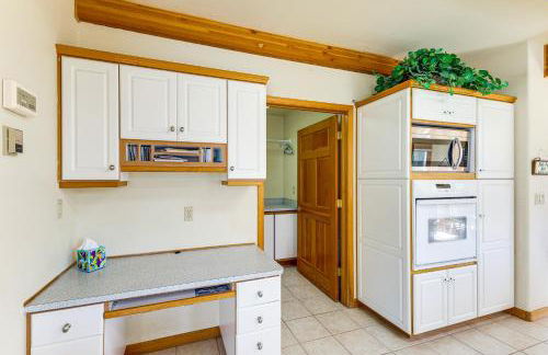 On 160 Acres with Creeks and Trails Scenic Ronan Gem! - Foto 13