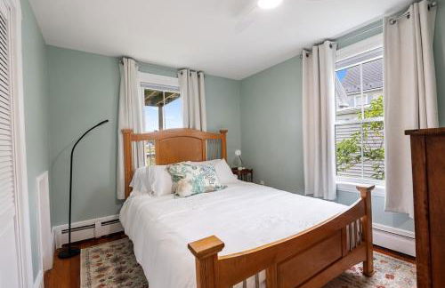 Fish & Ships on River Steps to Ocean, Blvd, Park - Photo 10