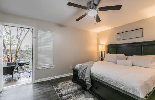 Central 3Bed2B at AT&T - Cowboy Stadium - Texas Live - Photo 18