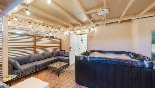 3BR 2BA Cozy Home with Jacuzzi Near Downtown - Foto 3