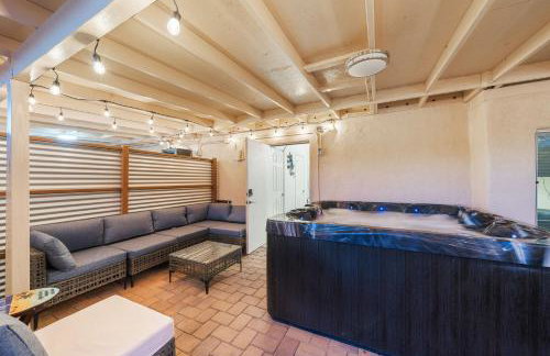 3BR 2BA Cozy Home with Jacuzzi Near Downtown - Foto 3